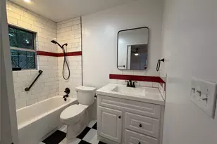 1060 Gardner Rd, Austin, TX 78721 - Photo 11