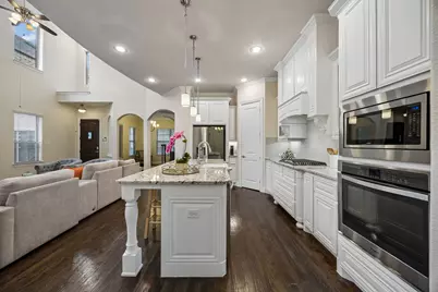 4421 Broadway Avenue, Flower Mound, TX 75028 - Photo 11