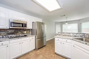 101 Canterbury Dr, Saginaw, TX 76179 - Photo 7