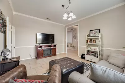 9018 Clearlake Drive, Rowlett, TX 75088 - Photo 7