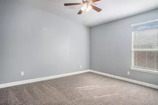 1912 Albany Ln, Cleburne, TX 76033 - Photo 7