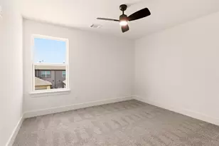 8909 Lowell St, Rowlett, TX 75089 - Photo 9