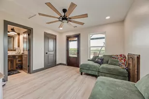 9924 NW County Road 2221, Barry, TX 75102 - Photo 25