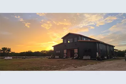 9924 NW County Road 2221, Barry, TX 75102 - Photo 1