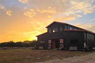 9924 NW County Road 2221, Barry, TX 75102 - Photo 1