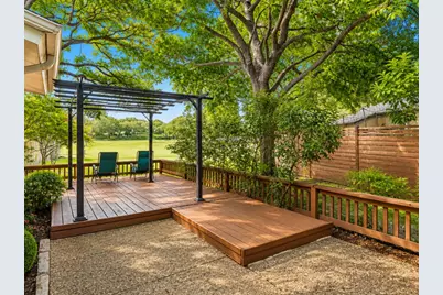 2920 Shady Lake Circle, Carrollton, TX 75006 - Photo 5