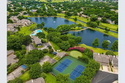 2920 Shady Lake Circle, Carrollton, TX 75006 - Photo 7