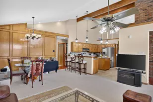 604 Gunnison Dr, Arlington, TX 76006 - Photo 17