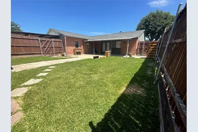 2017 Osage Trail, Grand Prairie, TX 75052 - Photo 35