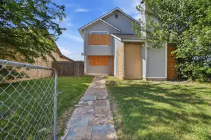 10363 Limestone Dr, Dallas, TX 75217 - Photo 1