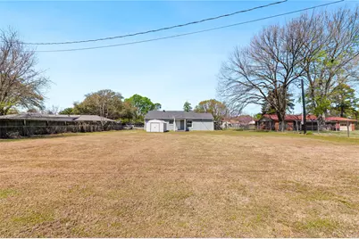 813 N Winnsboro Street, Quitman, TX 75783 - Photo 17