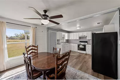 813 N Winnsboro Street, Quitman, TX 75783 - Photo 9