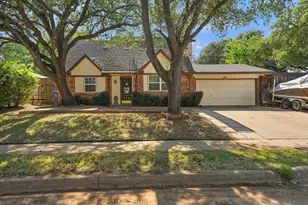 5431 Kings Mnr Dr, Lake Dallas, TX 75065 - Photo 3