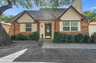 5431 Kings Mnr Dr, Lake Dallas, TX 75065 - Photo 1