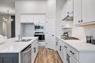1100 Parkstone Dr, Little Elm, TX 76227 - Photo 9