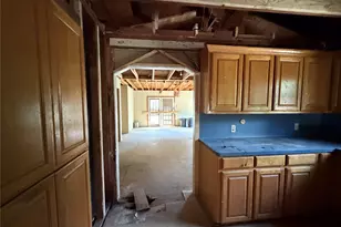2501 S 27th St, Waco, TX 76706 - Photo 9