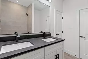 4711 Elizabeth St, Granbury, TX 76048 - Photo 29