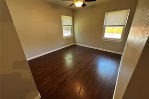 2009 Cloverdale St, Arlington, TX 76010 - Photo 13
