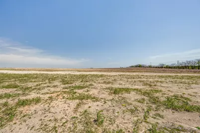 802 Riddels, Sherman, TX 75092 - Photo 5
