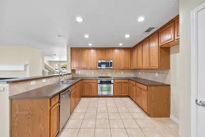 4207 Bayside Court, Arlington, TX 76016 - Photo 9