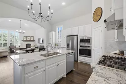 8028 Deep Water Cove, McKinney, TX 75071 - Photo 3