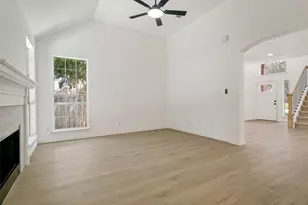 2116 Montclair Ln, Lewisville, TX 75067 - Photo 5