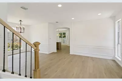 2116 Montclair Lane, Lewisville, TX 75067 - Photo 13