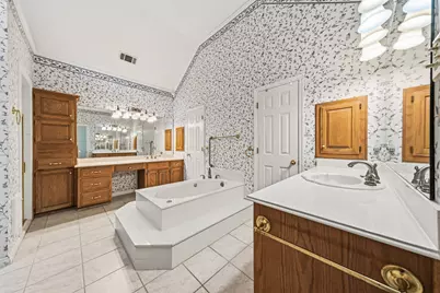 10000 Stony Point Drive, Woodway, TX 76712 - Photo 17