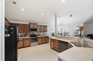 1516 Baslow Ln, Burleson, TX 76028 - Photo 13