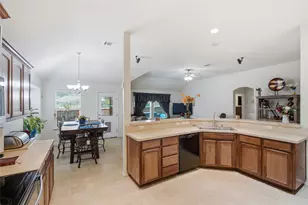 1516 Baslow Ln, Burleson, TX 76028 - Photo 15