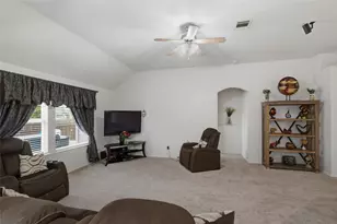 1516 Baslow Ln, Burleson, TX 76028 - Photo 9