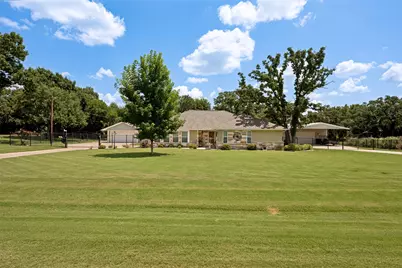 112 Towering Oaks Court, Burleson, TX 76028 - Photo 1