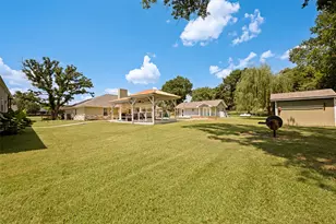 112 Towering Oaks Ct, Burleson, TX 76028 - Photo 35