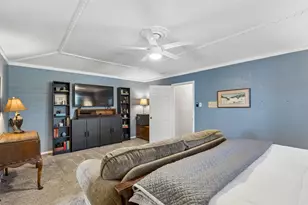 9212 Clover Valley Dr, Dallas, TX 75243 - Photo 7