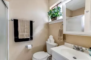 1226 Glen Loch Dr, Irving, TX 75062 - Photo 21