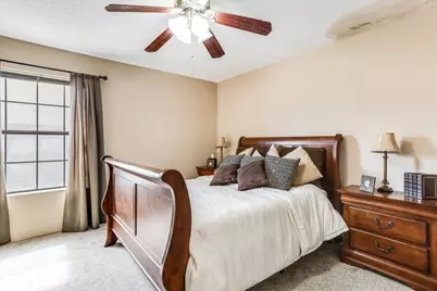 1226 Glen Loch Drive, Irving, TX 75062 - Photo 19