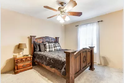 1226 Glen Loch Drive, Irving, TX 75062 - Photo 23