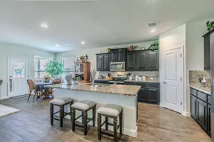 500 Smart Strike Trl, Granbury, TX 76049 - Photo 3