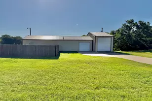 804 Fox Hollow Rd, Eastland, TX 76448 - Photo 3