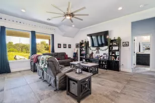 2128 Christine Dr, Granbury, TX 76048 - Photo 13