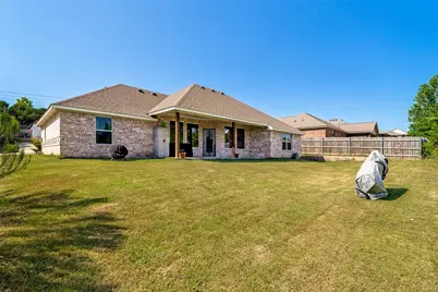 2128 Christine Drive, Granbury, TX 76048 - Photo 23