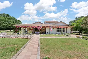 1309 Shannon Dr, Cleburne, TX 76031 - Photo 1