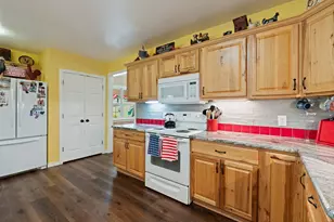1309 Shannon Dr, Cleburne, TX 76031 - Photo 21