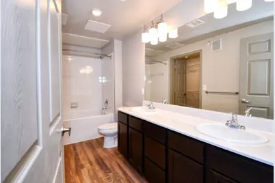 4800 W Illinois Avenue #3111, Dallas, TX 75211 - Photo 7