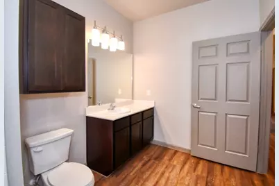 4800 W Illinois Avenue #2304, Dallas, TX 75211 - Photo 11