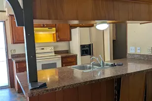 7501 Acapulco Rd, Fort Worth, TX 76112 - Photo 11
