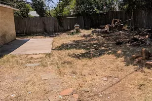 7501 Acapulco Rd, Fort Worth, TX 76112 - Photo 27