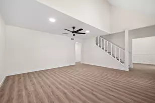 2006 Toulon Ln, Carrollton, TX 75007 - Photo 5