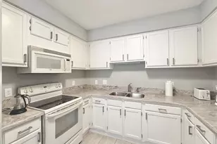 6900 Skillman St, Dallas, TX 75231 - Photo 7