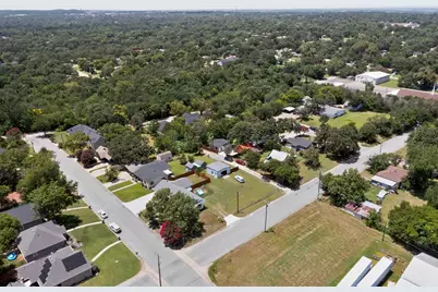 908 W Heron Street, Denison, TX 75020 - Photo 27